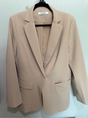 Women’s Beige Blazer